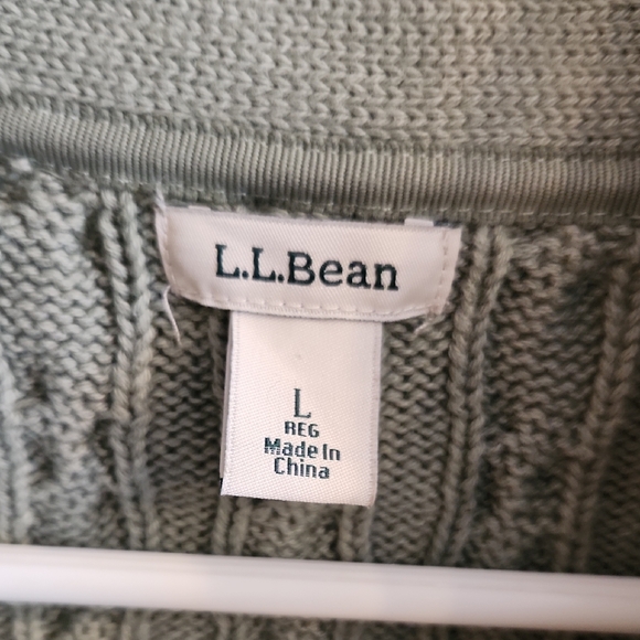 L.L. Bean Women's Green Cable Knit Cardigan - Picture 2 of 4